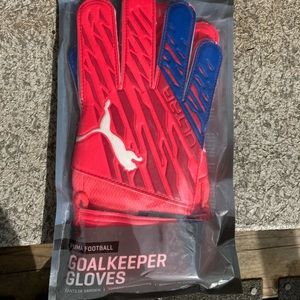 Size 8 soccer goalie gloves